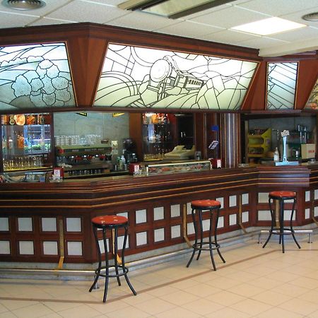 Hotel Isabel Ісла Ресторан фото