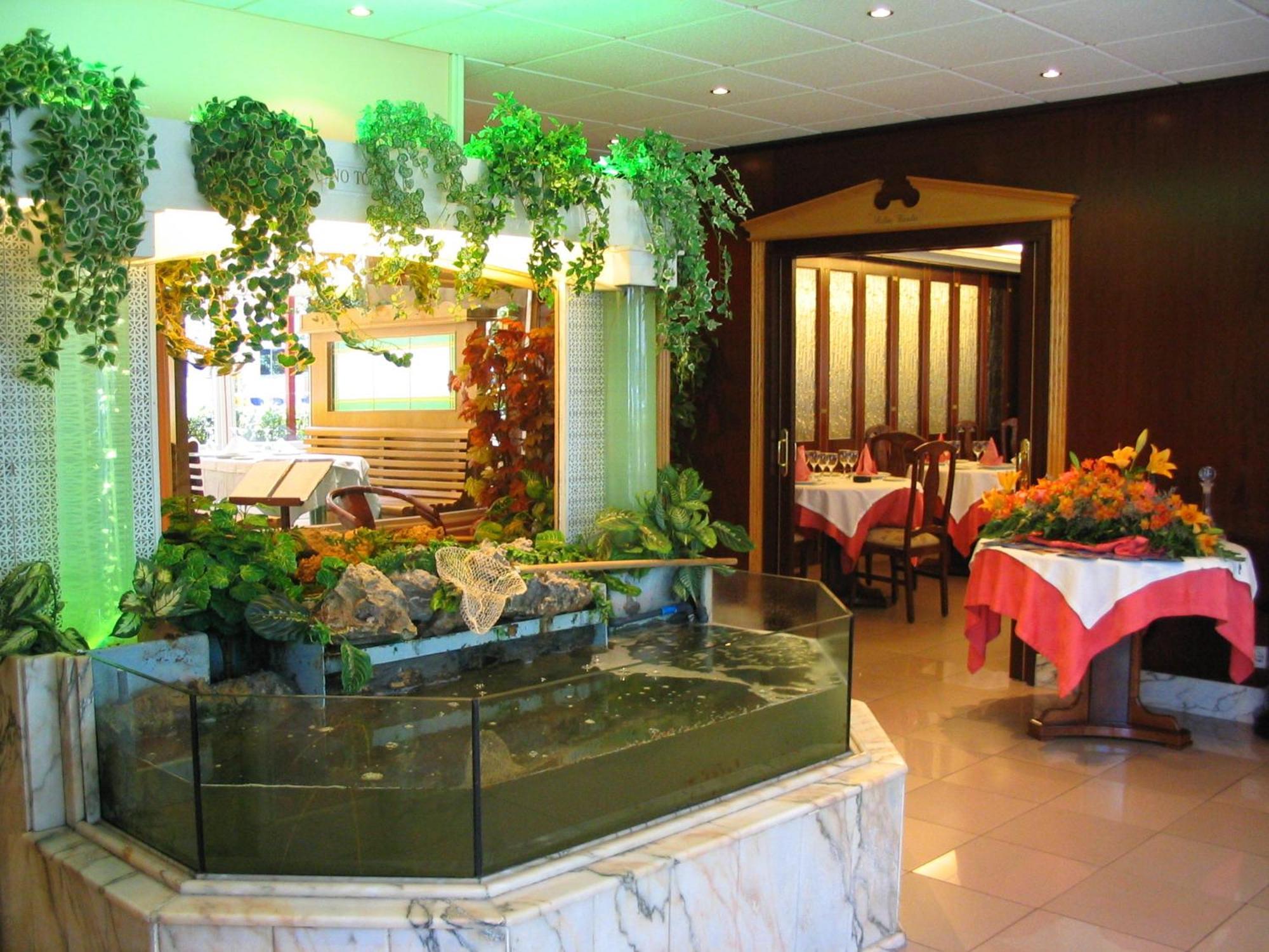 Hotel Isabel Ісла Ресторан фото